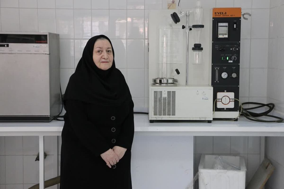 گفتگو با دکتر فخری شهیدی، که عنوان استاد نمونه کشور و چندین دوره پژوهشگر برتر را در کارنامه دارد.