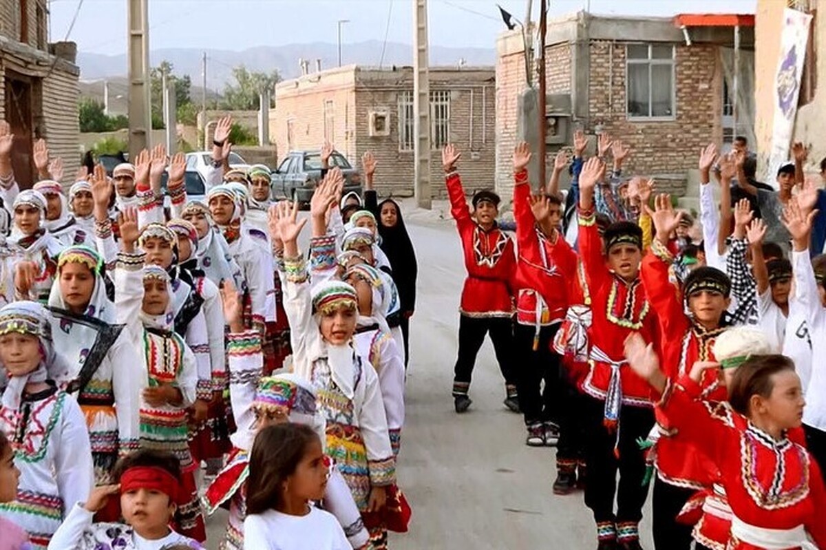هیات انتخاب جشنواره سرود روستایی و عشایری رضوی ۲۱ سرود را برای حضور در مرحله رقابتی این رویداد معرفی کرد.