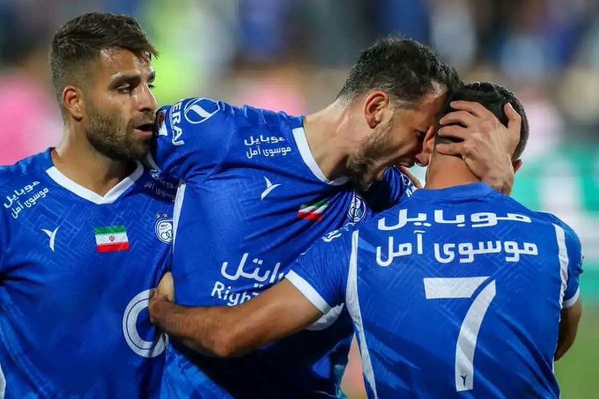 رئیس انجمن واردکنندگان موبایل و تبلت ایران گفت: اسپانسر باشگاه استقلال همه موبایل را از فروشندگان داخلی تهیه می‌کند و با پیگیری‌های صورت گرفته اینماد آن بسته شده است.