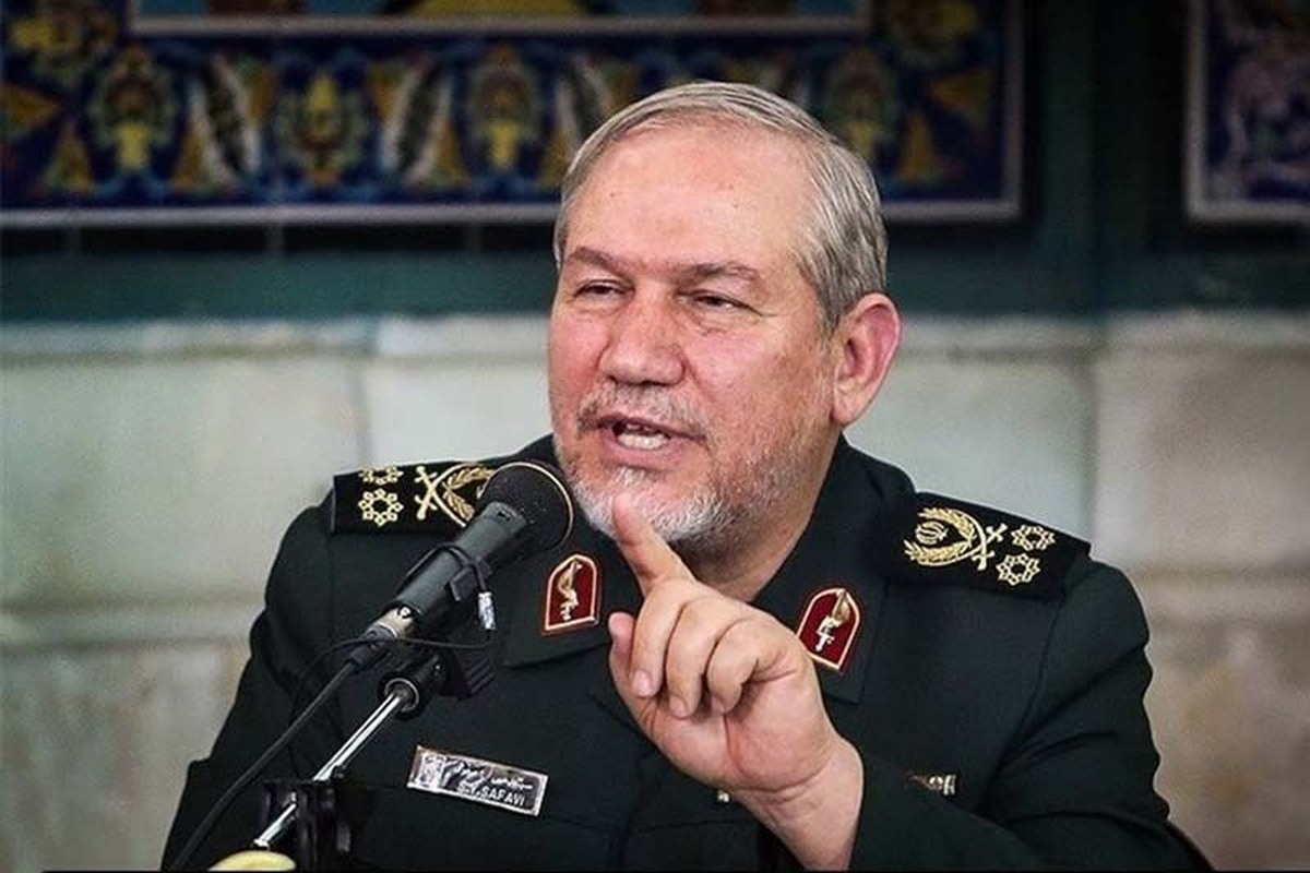 مشاور عالی فرمانده کل قوا با بیان اینکه عمق دفاع استراتژیک ما دریای مدیترانه و اقیانوس هند است، گفت: ما باید از ایران ۵ هزار کیلومتر عمق دفاع استراتژیک خود را توسعه دهیم و نیرو‌های دریایی و هوافضای سپاه باید بر این نقاط متمرکز شوند، چراکه جنگ‌های آتی دریاپایه و هواپایه است.