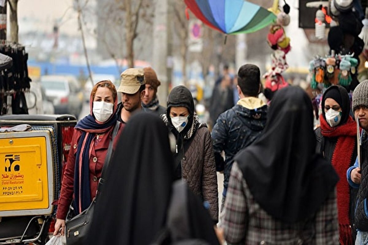 بحران‌های جمعیتی ده سال گذشته منجر به انفجار سالمندی در بیست سال آینده می‌شود. رشد جمعیت کشور اکنون از ۲۵ سال گذشته نیز پایین‌تر آمده و طبق نظر پژوهشگران کشور تا سه دهه دیگر به انفجار سالمندی می‌رسد.