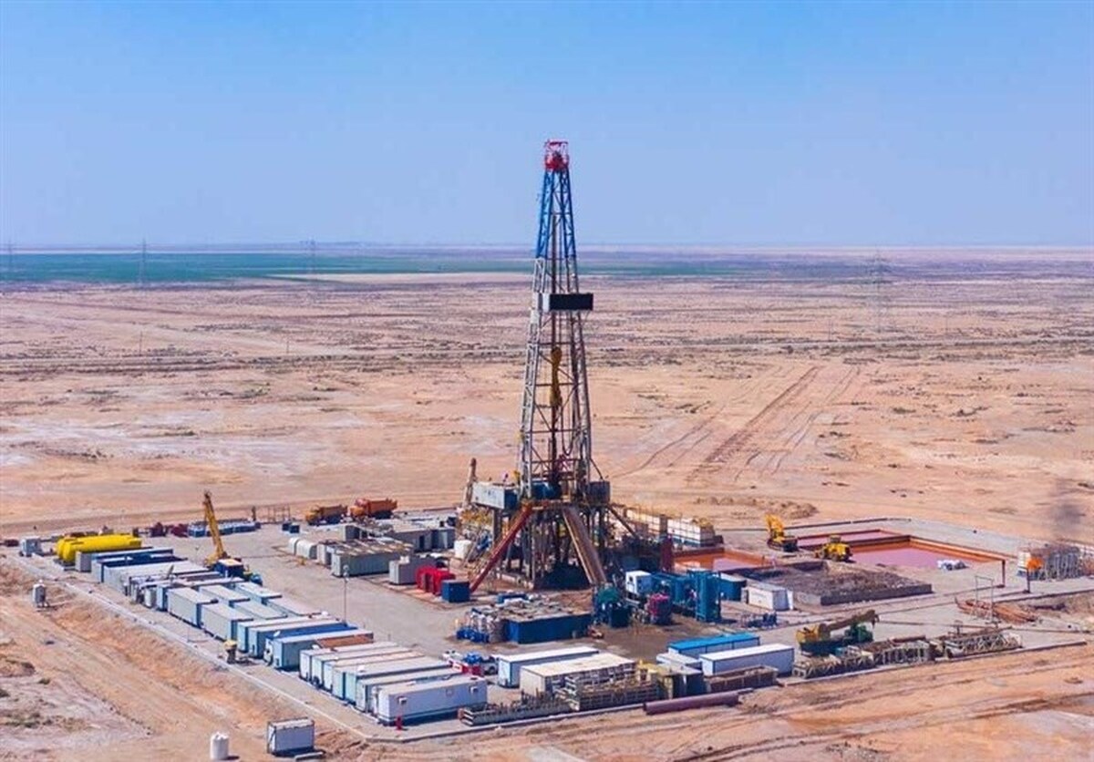 میدان نفتی سپهر و جفیر شاخصه‌های منحصربه فردی دارد که مهمترین شاخصه آن، توسعه تماما ایرانی آن است، به طوری که اولین میدان نفتی کشور است که تمامی مطالعات، مهندسی، طرح ریزی توسعه و اجرای آن توسط متخصصان ایرانی انجام شده است.