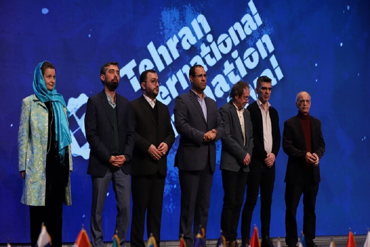 سیزدهمین جشنواره بین‌المللی پویانمایی تهران شامگاه جمعه ۱۸ اسفند ماه با معرفی برگزیدگان به کار خود پایان داد.