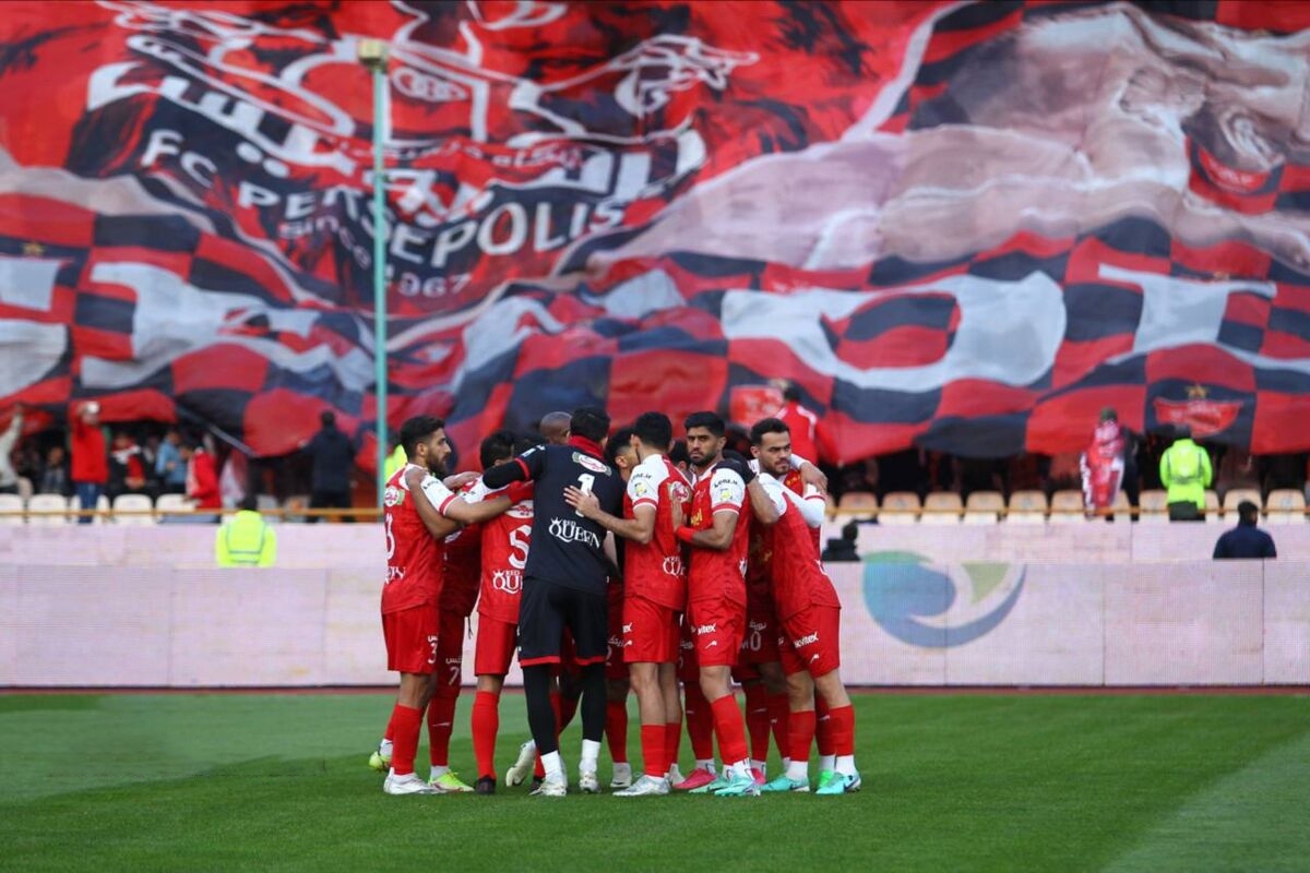 باشگاه پرسپولیس احتمالا مهاجم خارجی جذب خواهد کرد.