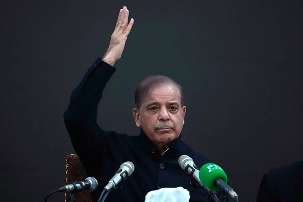 رقبای سیاسی حزب عمران خان، نخست وزیر سابق محبوس پاکستان، در چارچوب یک توفق که بر سر اشتراک قدرت برقرار کردند «شهباز شریف» را به عنوان کاندیدای مشترک خود برای نخست وزیری معرفی کردند.