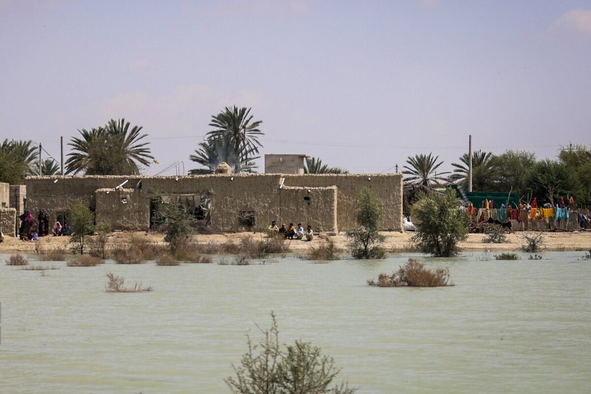 استاندار سیستان و بلوچستان گفت: عمده مشکلاتی که سیل در جنوب استان به بار آورده در حوزه زیرساختی بوده به طوری‌که پل‌ها و بخش زیادی از جاده‌ها تخریب شده است.