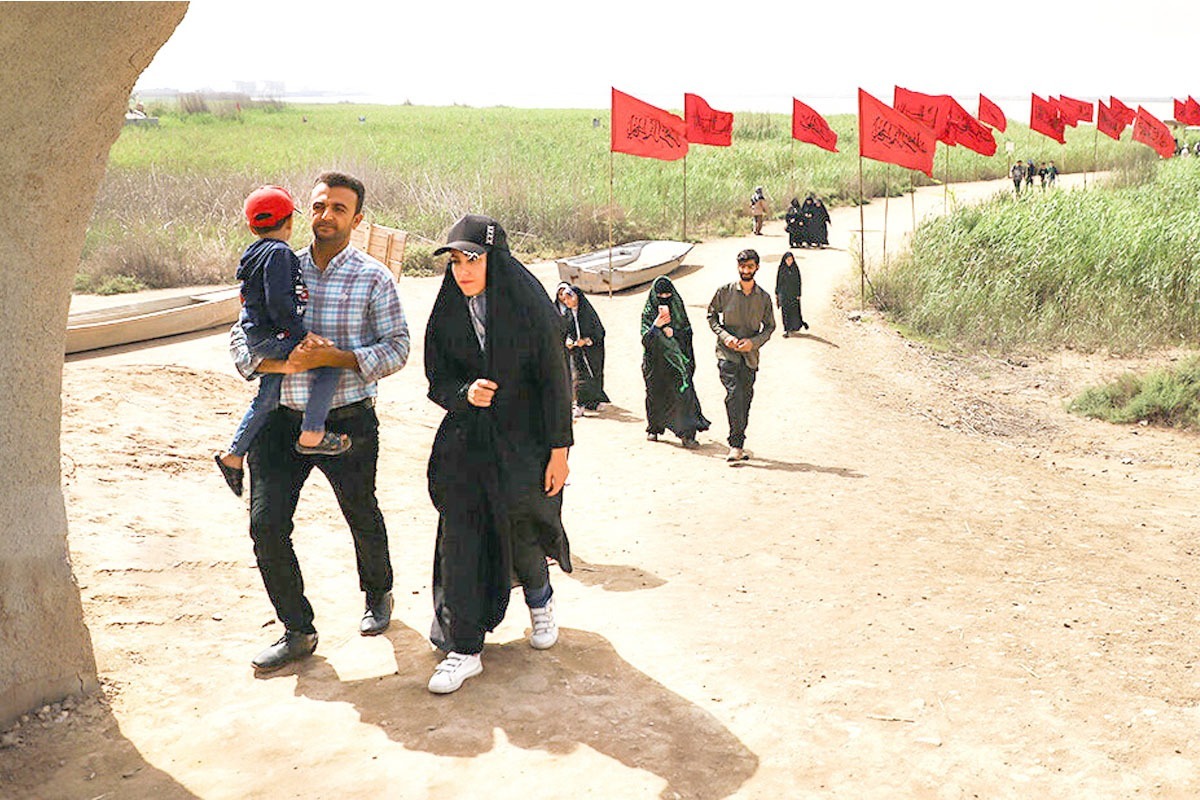 «دفاع مقدس» -هر دیدگاه و عقیده‌ای که  درباره جنگ داشته باشیم- باز هم مقدس است و  جغرافیای زمان و مکان شهر‌هایی که  درگیرش بودند، هیچ وقت از خاطر هیچ کداممان نمی‌رود.