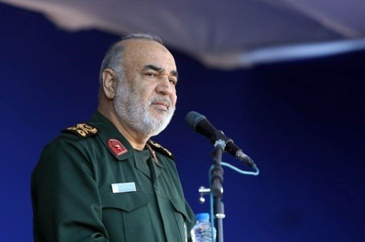 فرمانده کل سپاه پاسداران انقلاب اسلامی گفت: خصوصیت پاسداران این است که در سیل، زلزله و کرونا اولین نفر وارد صحنه کمک به مردم می‌شوند و آخرین نفر هستند که از میدان خارج خواهند شد.