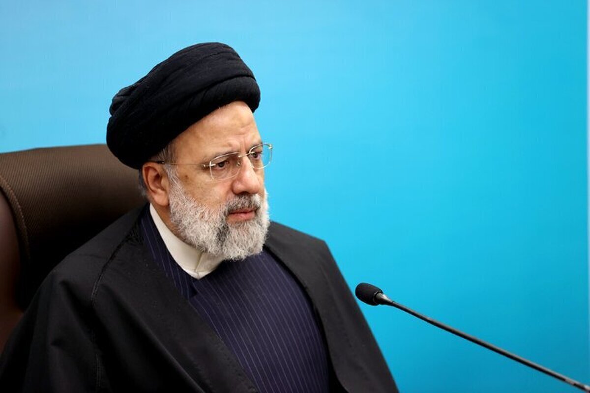 رئیس جمهور گفت: از مجلس شورای اسلامی و مجمع تشخیص مصلحت نظام انتظار داریم با برگزاری جلسات فشرده قانون بودجه را پیش از پایان سال به نتیجه برسانند.