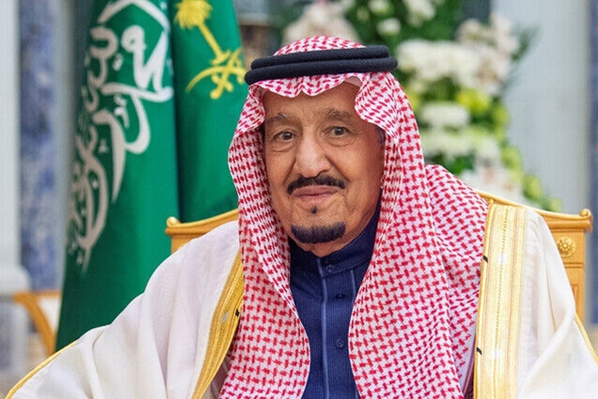 پادشاه عربستان سعودی امروز (یکشنبه) در پیامی به مناسبت آغاز ماه مبارک رمضان، تاکید کرد که جامعه جهانی باید به مسوولیت های خود برای متوقف کردن جنایات وحشیانه اسرائیل اقدام کند.