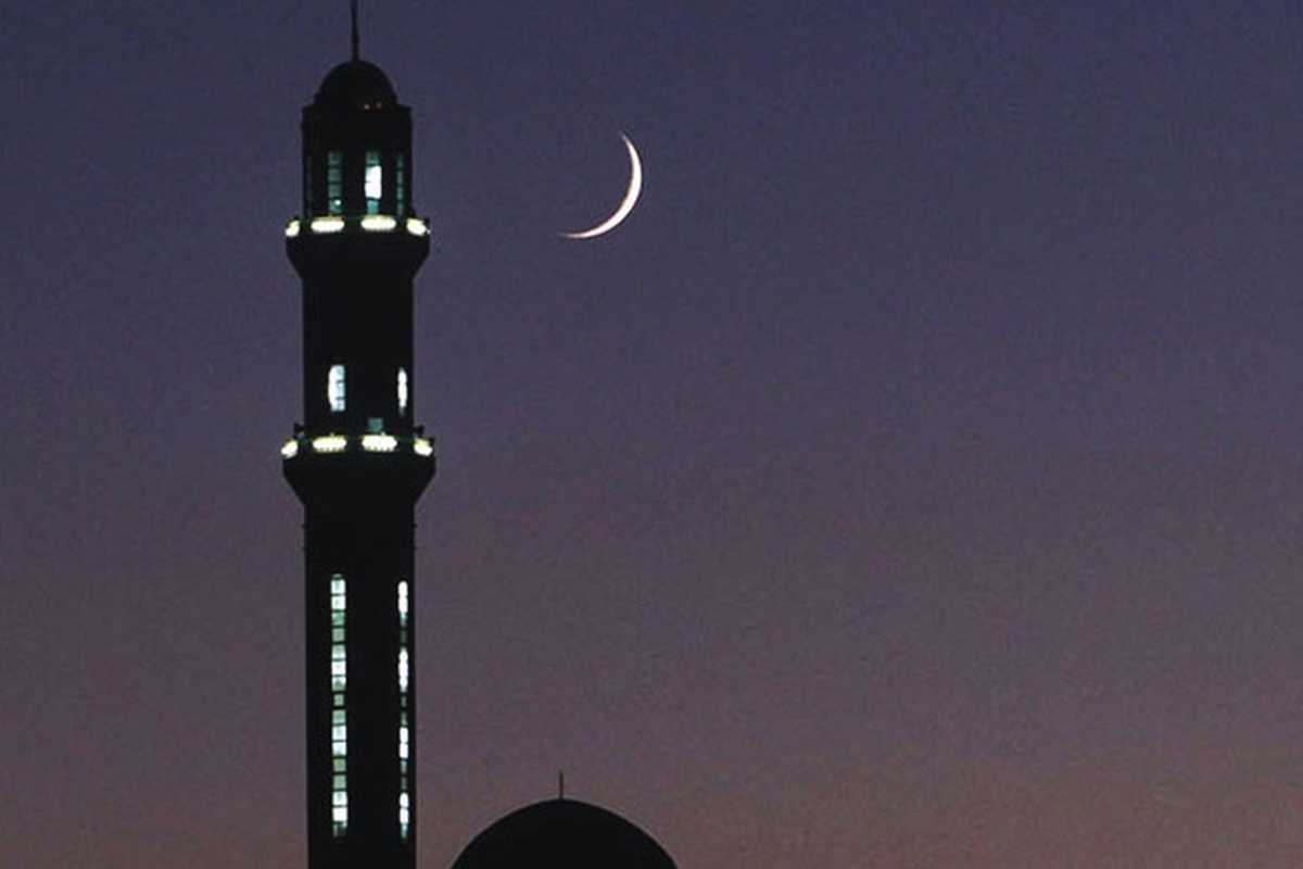 ماه مبارک رمضان در سال ۱۴۰۲ از روز سه‌شنبه ۲۲ اسفند ماه آغاز می‌شود و تا فروردین ماه ۱۴۰۳ ادامه دارد.