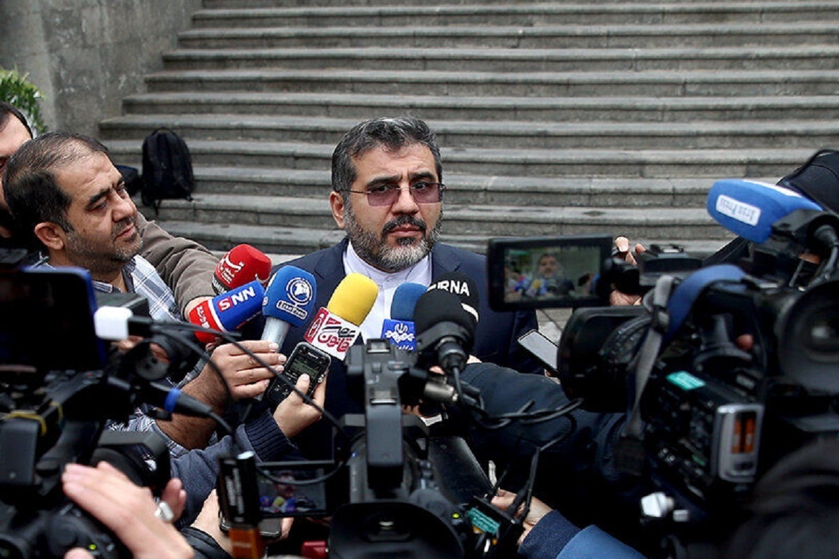 وزیر فرهنگ و ارشاد گفت:سال ۱۴۰۲ برای حوزه فرهنگ، هنر و رسانه سال خاصی بود و کشور بعد از مشکلاتی که در نیمه دوم سال ۱۴۰۱ با توطئه دشمنان ایجاد شد، از حوزه عادی سازی فعالیت‌ها وارد دوره طلایی شد.