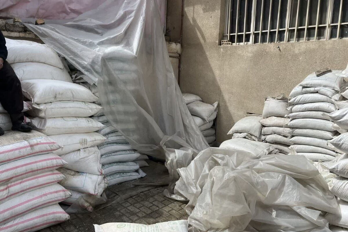 بازرسان جهاد کشاورزی مشهد ۱۶ تن کود اوره را کشف کردند