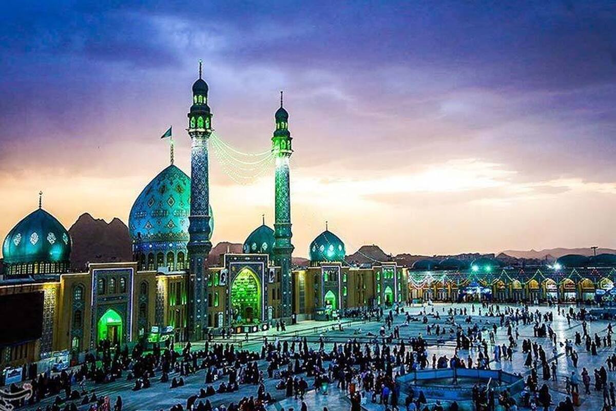 در روز نیمه شعبان و میلاد آقا امام زمان (عج)، سعادت بزرگی نصیب منتظران ظهور می‌شود که بتوانند راهی مسجد جمکران شوند.