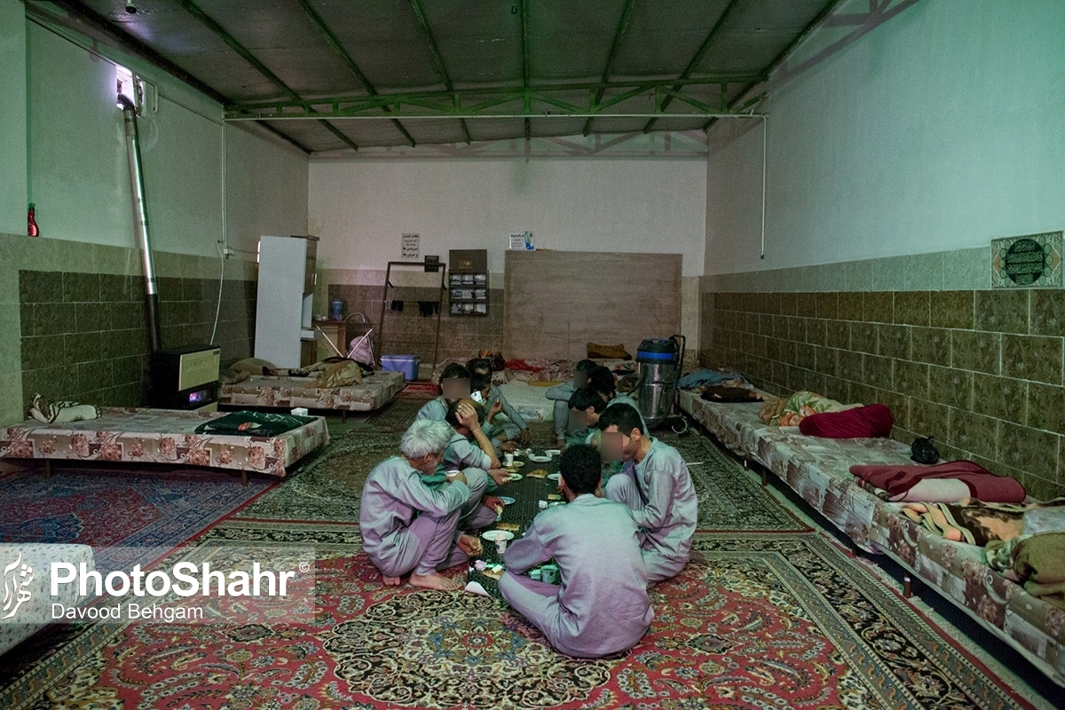 رئیس سازمان اجتماعی و فرهنگی شهرداری مشهد مقدس گفت: باتوجه به برودت هوای سرد طی هفته پیش‌رو، گرم‌خانه خانه سبز به صورت شبانه‌روزی آماده خدمات‌رسانی است.
