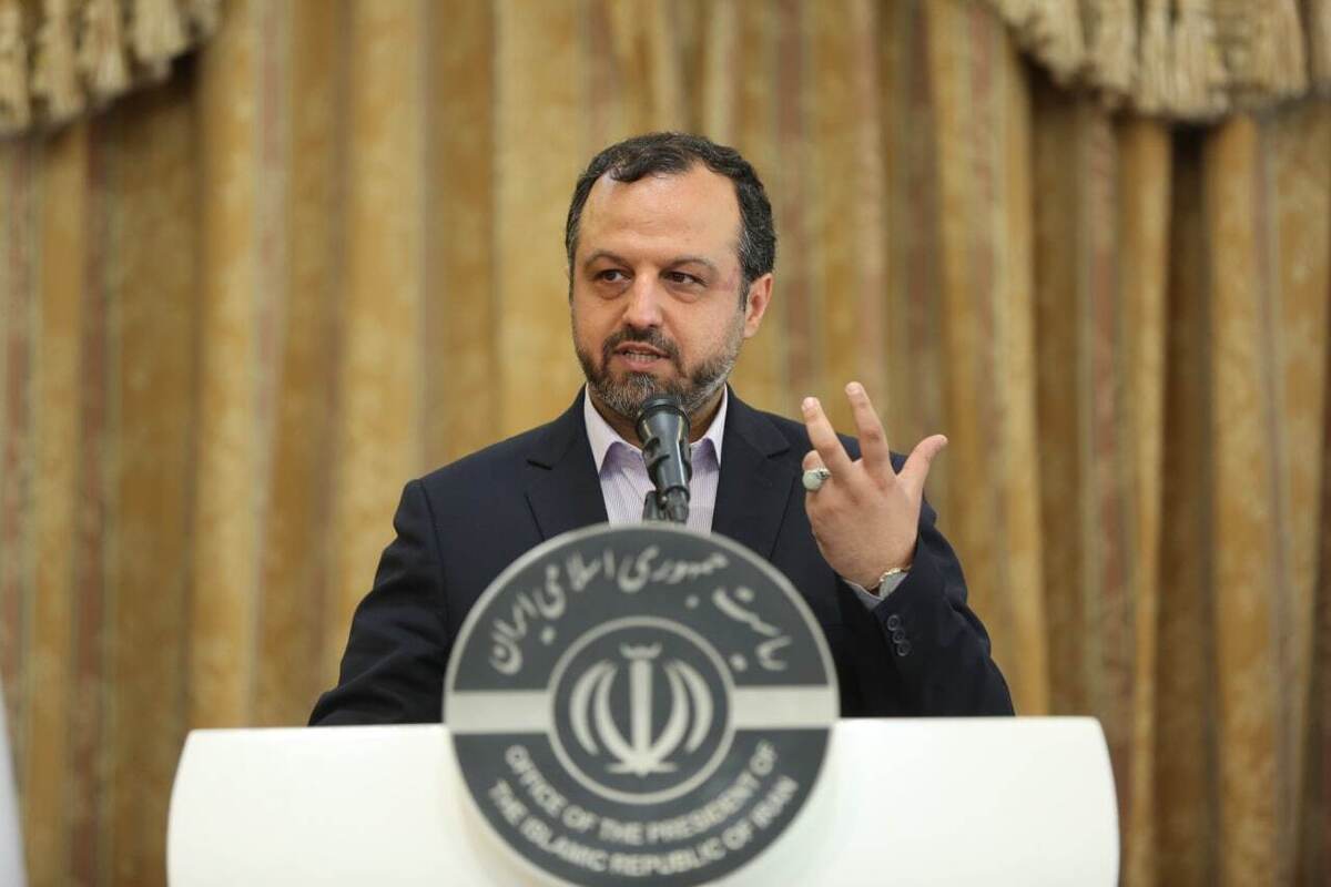 سخنگوی اقتصادی دولت در نشست خبری امروز (۸ اسفند ۱۴۰۲) پاسخگوی سوالات خبرنگاران بود.