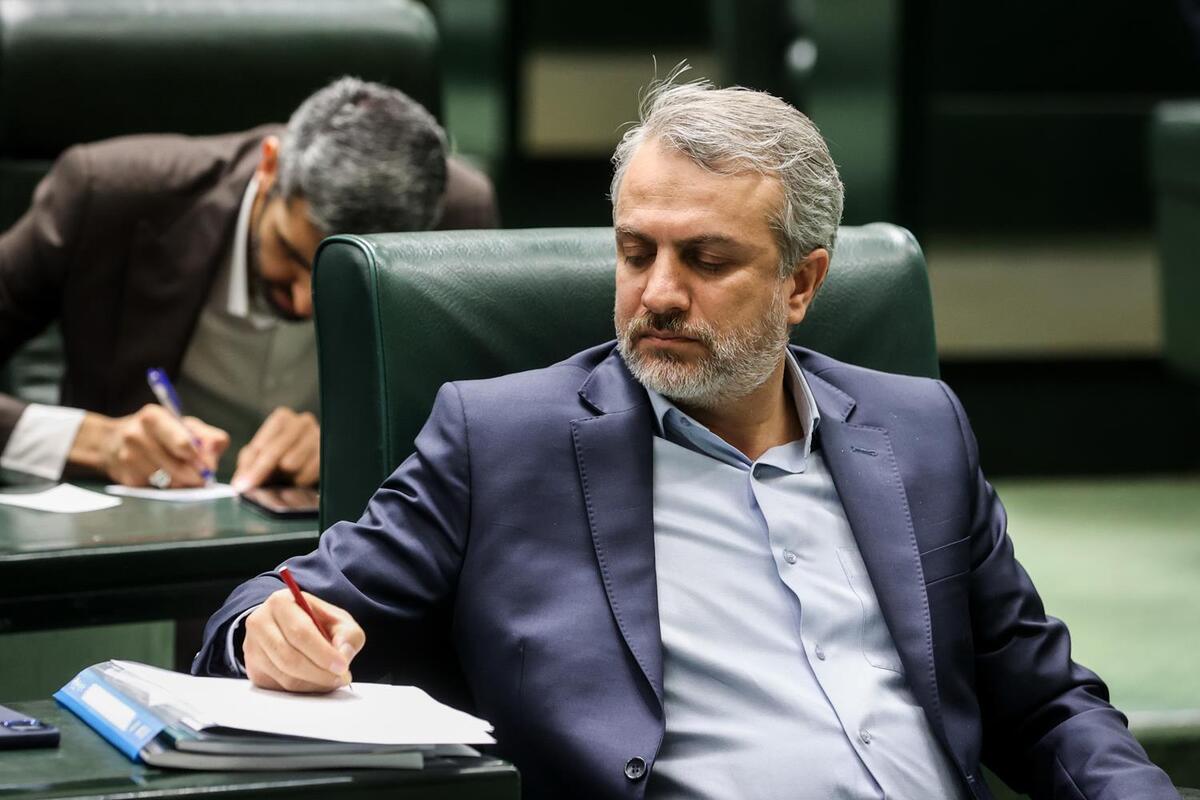 نمایندگان مجلس شورای اسلامی با استیضاح سیدرضا فاطمی‌امین وزیر صنعت، معدن و تجارت موافقت کردند.