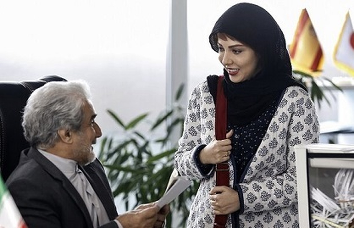 فیلم سینمایی «یقه سفیدها» با بازی مهدی هاشمی، مهدی کوشکی، رضا داوودنژاد و لیلا اوتادی، با ثبت در شورای صنفی نمایش برای اکران در سینما‌ها آماده شد.