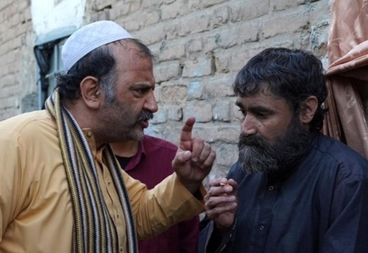 مبلغ بلیت‌فروشی اکران اختتامیه فیلم «کن پامنار» که حدود ۲۰ میلیون تومان بود به عمل چشم یک بیمار سرطانی اختصاص یافت.