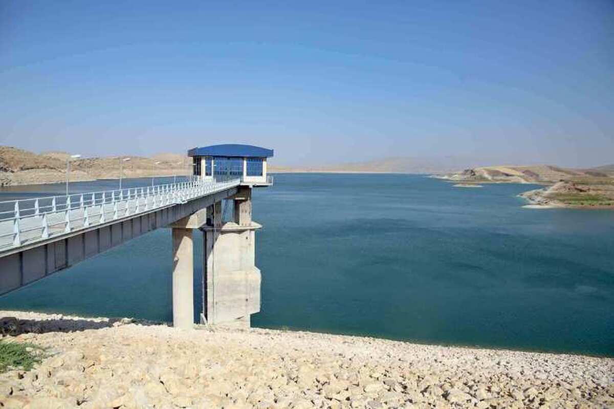 مدیرعامل شرکت آب و فاضلاب مشهد گفت: هم اینک تنها ۱۳ درصد از حجم ذخیره سد‌های استان آب دارد و این ذخایر اندک نیز همچنان رو به کاهش است.