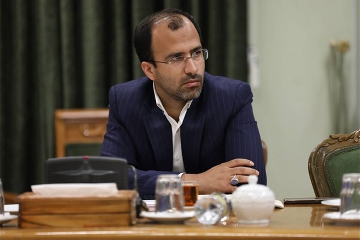 معاون اقتصادی استاندار خراسان رضوی گفت: از زمان ابلاغ آئین نامه مولدسازی در دی ماه ۱۴۰۱و تا پایان فروردین ماه سال جاری از محل مولدسازی دارایی های استان ۱۰ هزار میلیارد تومان اموال مازاد شناسایی شده است.