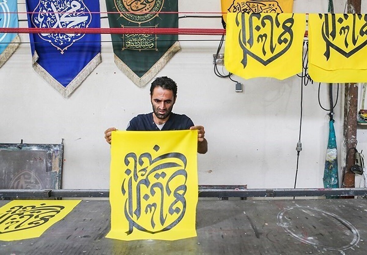 دبیر اجرایی نخستین جشنواره ملی «جشنواره ملی پرچم و کتیبه رضوی» از انتشار و اکران طرح‌های منتخب این جشنواره در دهه کرامت و میلاد امام رضا‌(ع) در شهر‌های بزرگ ایران خبر داد.