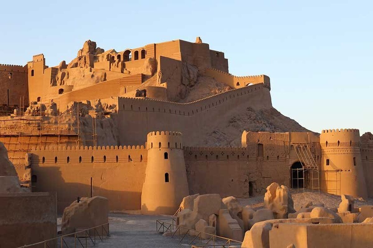 ویدئویی از میراث جهانی ارگ بم در استان کرمان که بزرگترین بنای خشتی جهان است و به ثبت رسیده است را مشاهده می‌کنید.