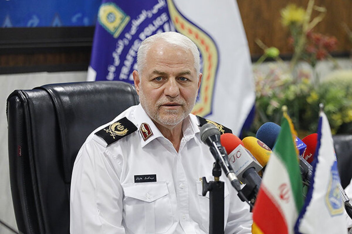 رئیس پلیس راهنمایی و رانندگی از لزوم افزایش جرایم برای پیشگیری از تصادفات خبر داد و گفت: بنا داریم تا برای آن دسته از رانندگان که در تخلف کردن حرفه‌ای شده‌اند از مجازات‌های جایگزین استفاده کنیم.