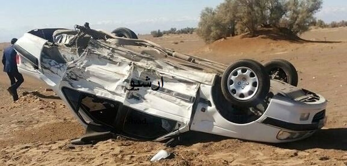 مدیر حوادث دانشگاه علوم پزشکی سبزوار گفت: حادثه واژگونی خودرو در سبزوار منجر به فوت چهار سرنشین آن شد.