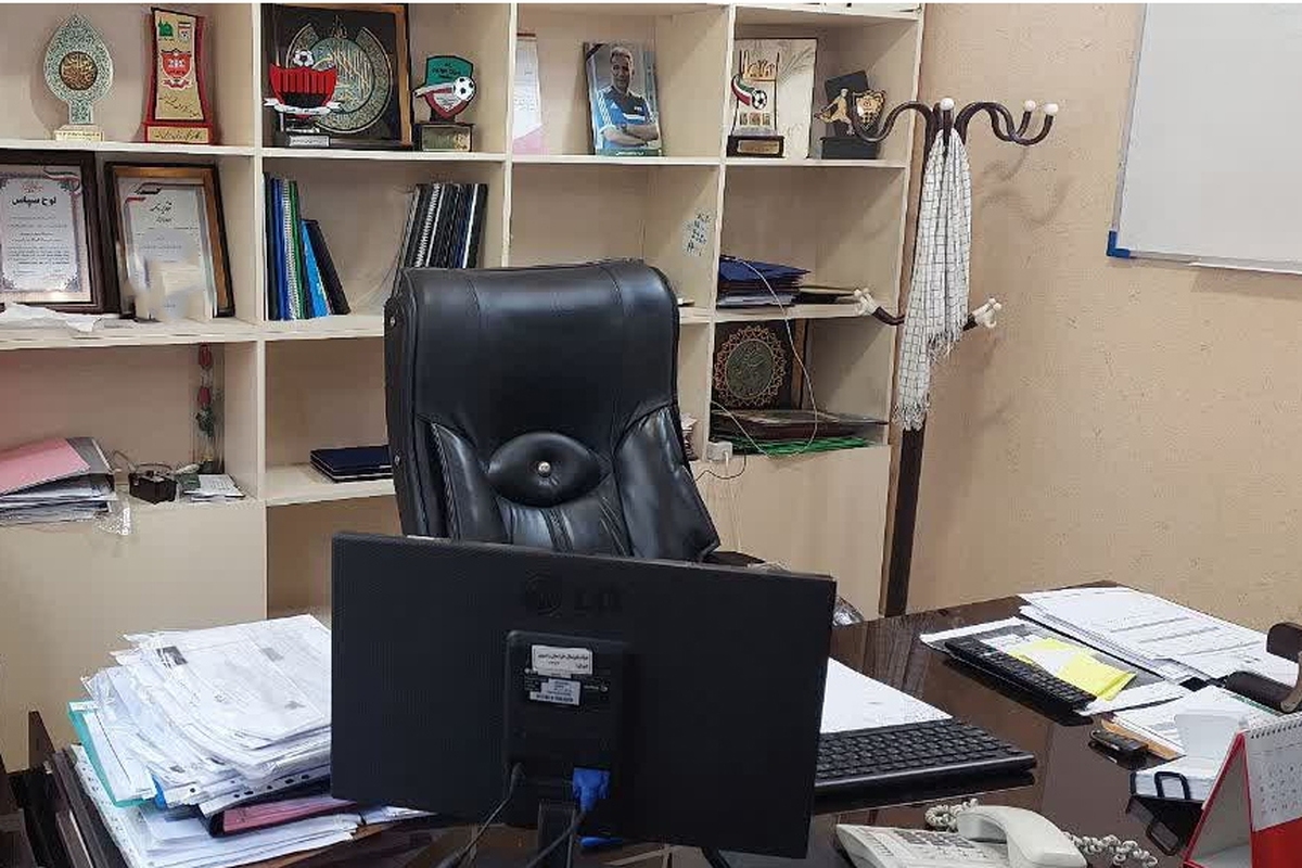 ۱۵ نفر برای نشستن روی صندلی ریاست فوتبال استان خراسان رضوی ثبت نام کردند.