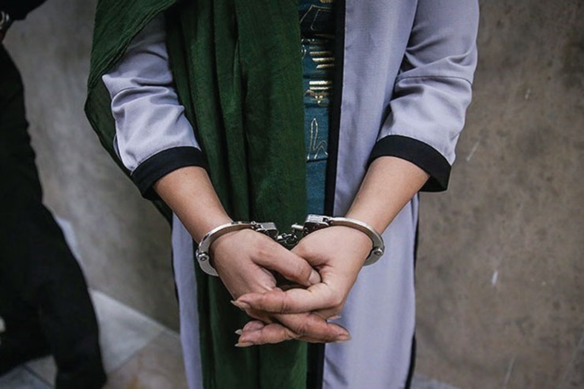 دستگیری زنی جوان که با شگردی متقلبانه از شهروندان سراسر کشور بیش از یک‌میلیارد تومان کلاهبرداری کرده است