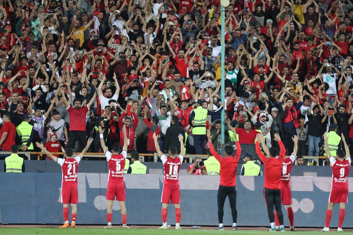 پرسپولیس برای دیدار حساس هفته بیست و نهم برابر گل گهر سیرجان هیچ بازیکن محرومی ندارد!