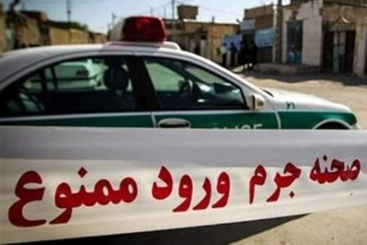 متهم که تاکنون سه بار پای میز محاکمه رفته مدعی است دوستش به او تعرض می‌کرد و به همین دلیل دست به جنایت زد.
