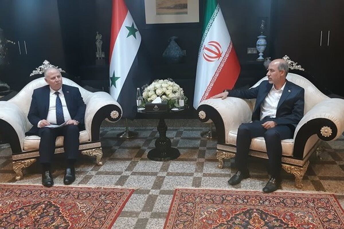 وزیر نیروی ایران در دیدار با وزیر منابع آب سوریه، آمادگی ایران را برای مشارکت در بازسازی صنعت آب و برق کشور سوریه اعلام کرد که مورد استقبال طرف سوری قرار گرفت.