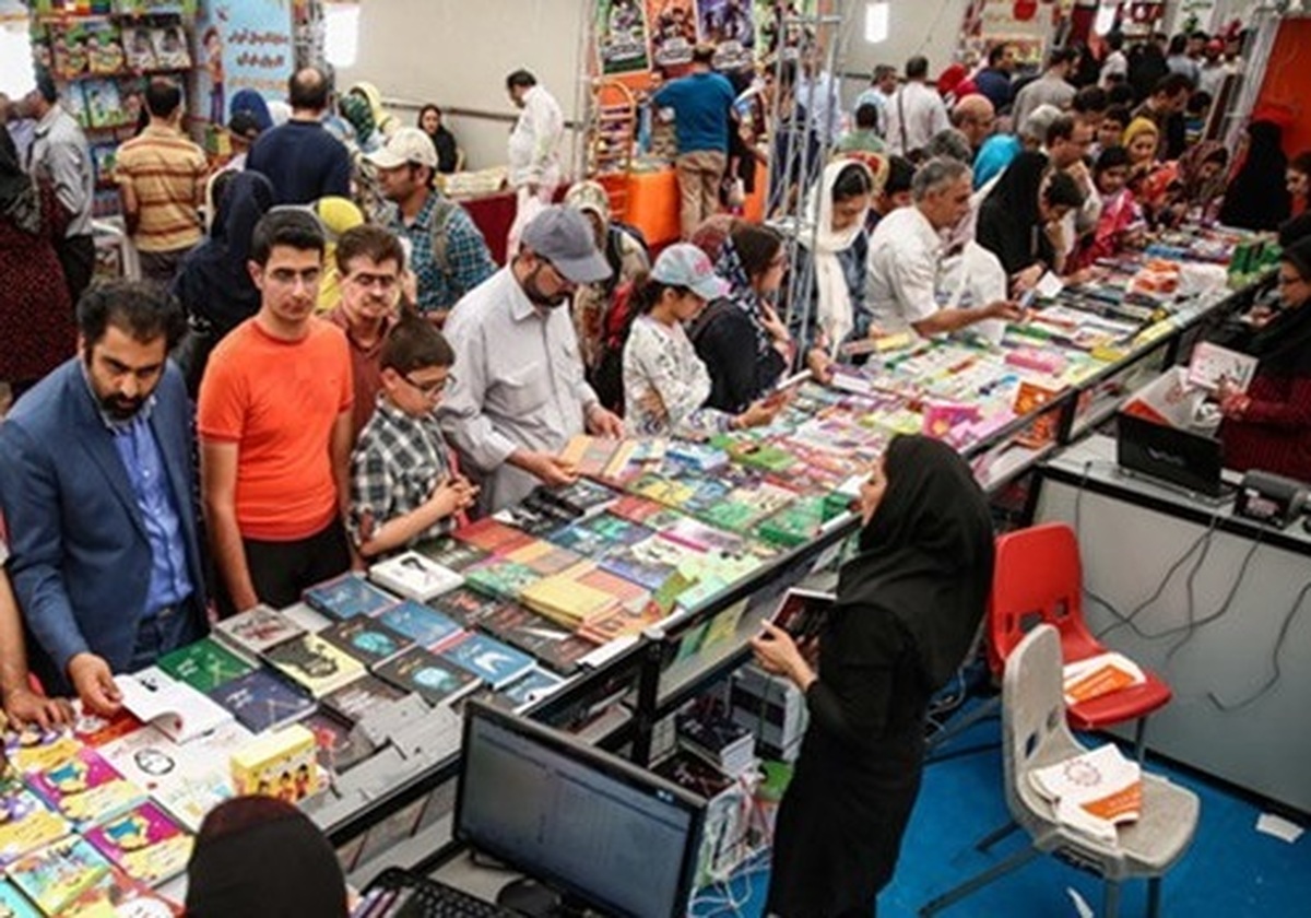 ۱۲ شبکه رادیویی برای پوشش خبر‌ها و رویداد‌ها در سی‌و‌چهارمین دوره نمایشگاه بین‌المللی کتاب تهران حضور دارند.