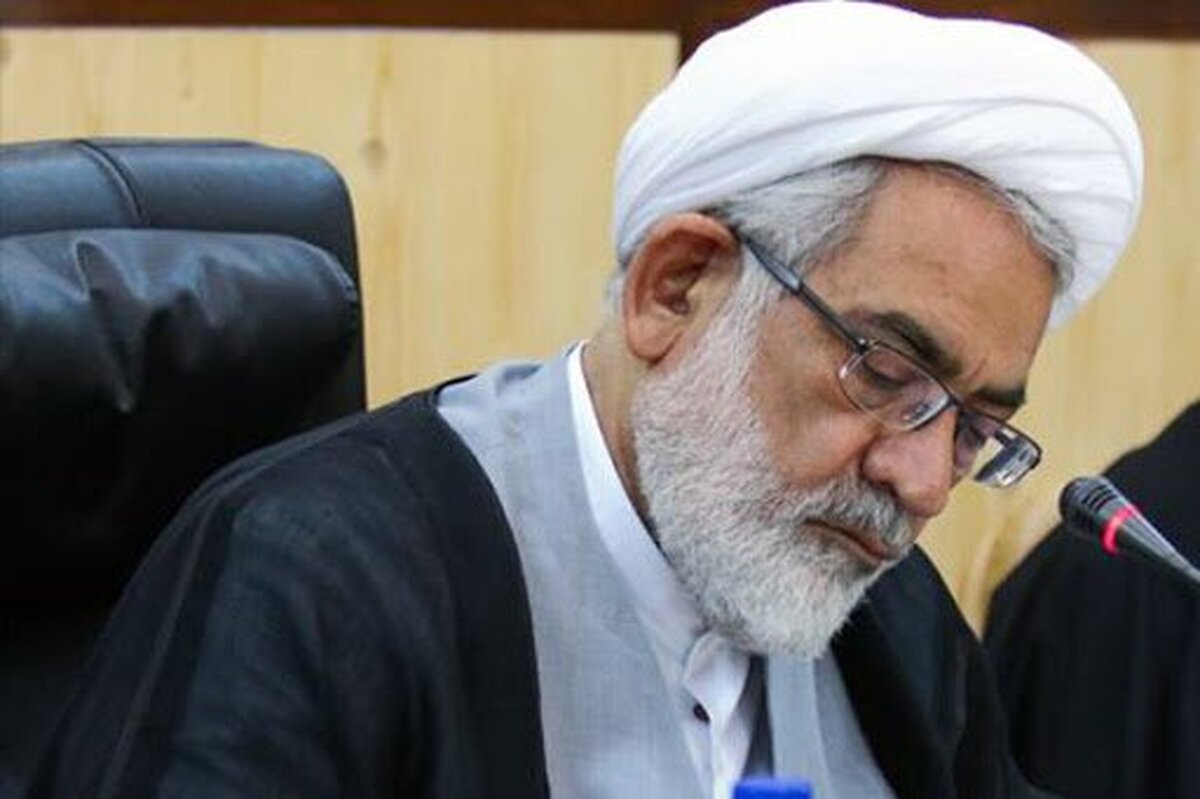 روابط عمومی دادستانی کل کشور از نامه دادستان کل درباره حجاب در هواپیما به وزیر راه خبر داد.