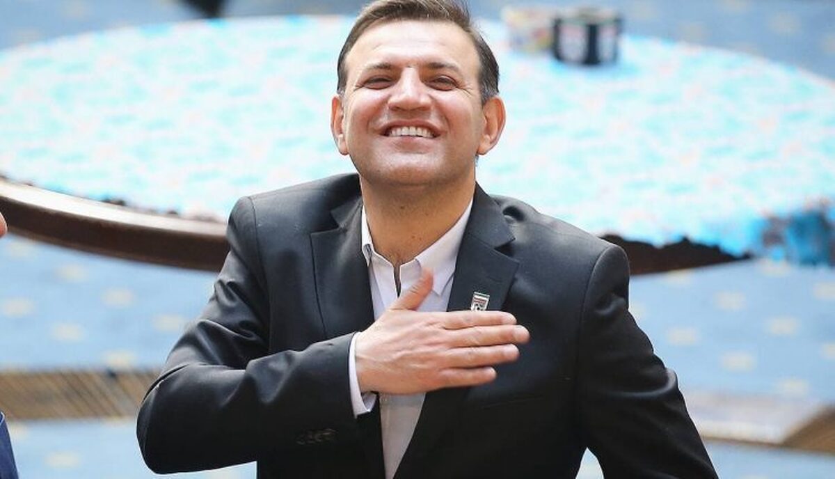 ۲۵ اردیبهشت ماه جلسه رسیدگی به شکایت عزیزی خادم از مهدی تاج و دیگر ارکان فدراسیون فوتبال برگزار خواهد شد.