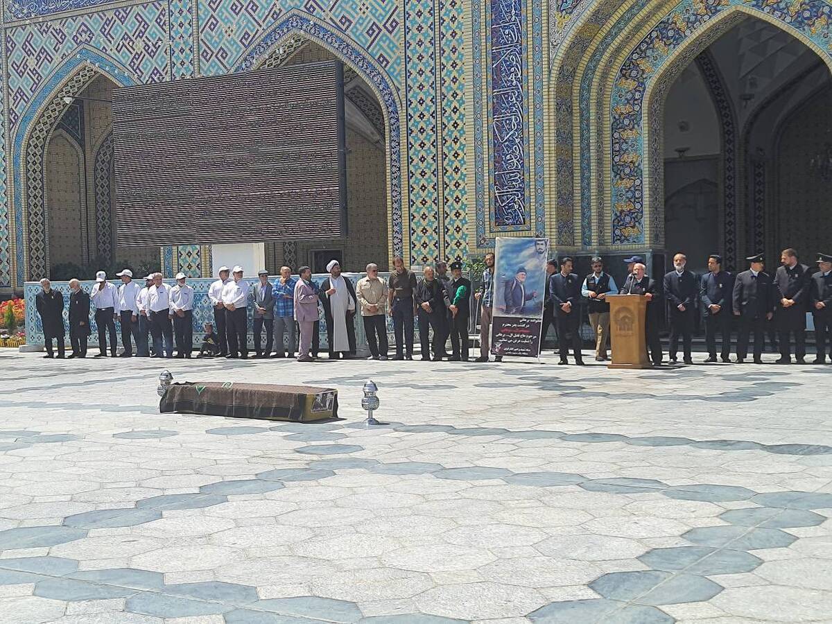 مراسم تشییع حاج فضل‌الله برهانی، یگانه گلاب پاش راهپیمایی های مشهد، امروز ۱۹ اردیبهشت ساعت۹:۳۰ صبح از مقابل حسینیه پیروان دین نبوی واقع در خیابان نواب صفوی  تا بارگاه ملکوتی حرم امام علی ابن موسی الرضا (ع)  با حضور مردم تشییع شد.