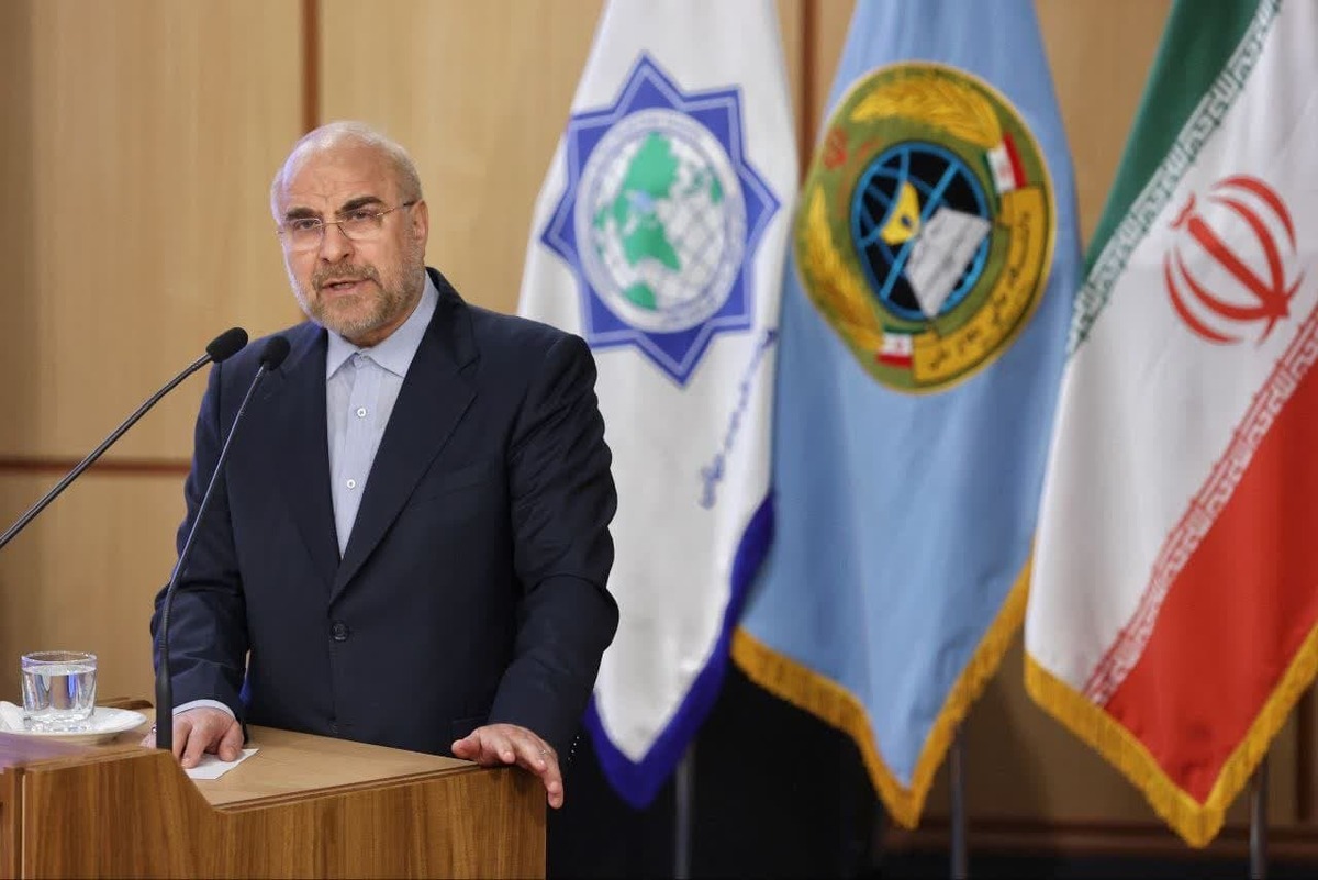 رئیس مجلس شورای اسلامی تاکید کرد: دشمنان تلاش می‌کنند آسیب‌ها را در نقاط ضعف به ایران وارد کنند که عرصه اقتصادی یکی از این نقاط محسوب می‌شود؛ بنابراین در عرصه حکمرانی اقتصادی باید تجدیدنظر جدی کنیم.