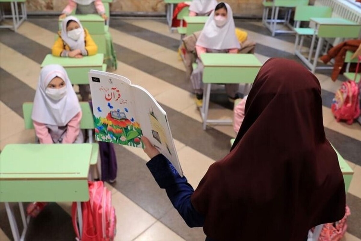 سرپرست وزارت آموزش و پرورش تاکید کرد: تا پایان اردیبهشت ماه کل رتبه‌بندی معلمان به پایان خواهد رسید و اولویت بعدی رسیدگی به اعتراضات خواهد بود.