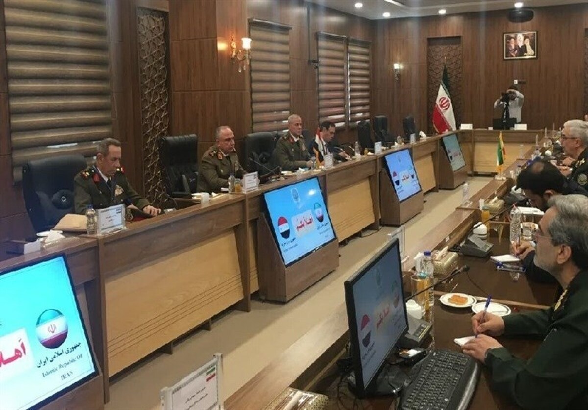سپهبد عبدالکریم محمود با حضور در ستادکل نیرو‌های مسلح کشورمان با سردار سرلشکر باقری دیدار و گفتگو کرد.