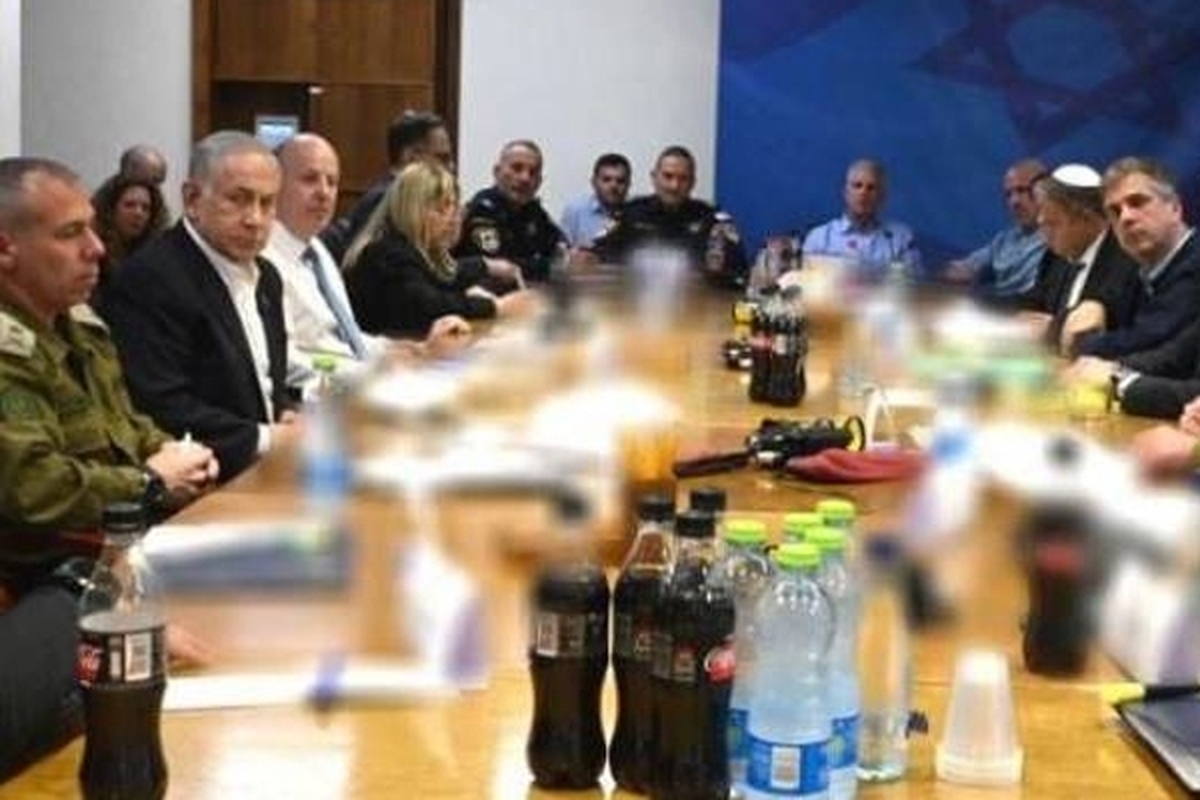 نخست وزیر رژیم صهیونیستی چهارشنبه شب گفت که هنوز جنگ تمام نشده و نمی‌توان از توقف درگیری‌ها سخن به میان آورد.