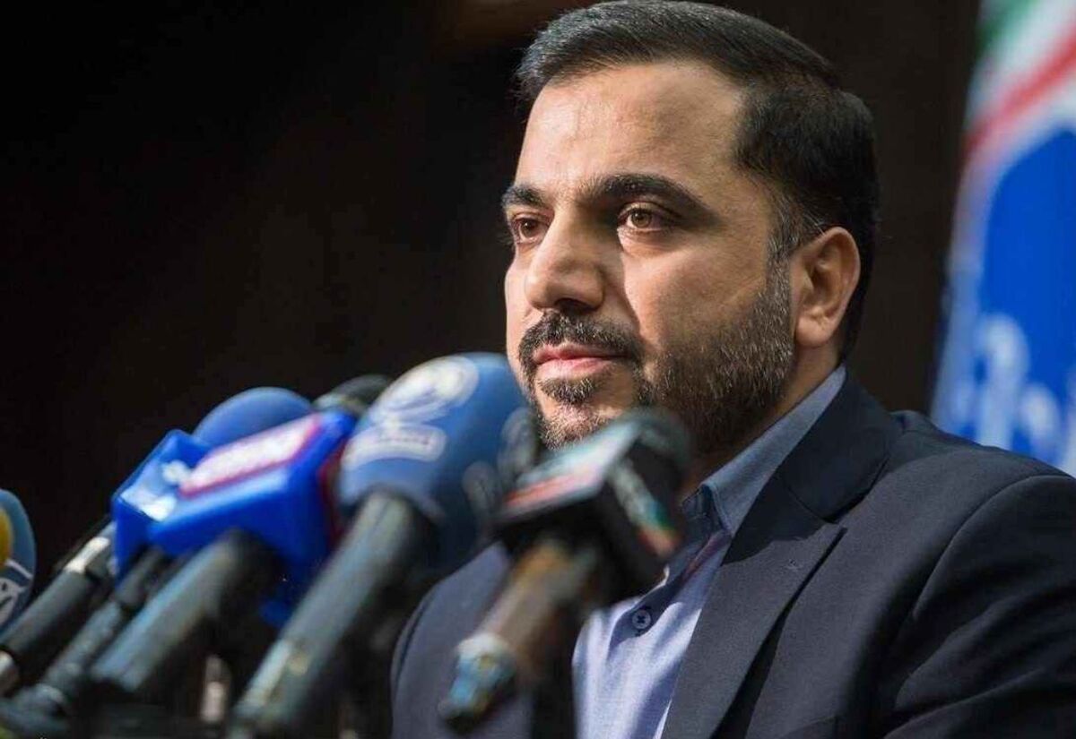 وزیر ارتباطات و فناوری اطلاعات گفت: با پیگیری وزارت ارتباطات اسفند ۱۴۰۱ نزدیک ۳۰۰ سایت و بازی رفع فیلتر شدند.