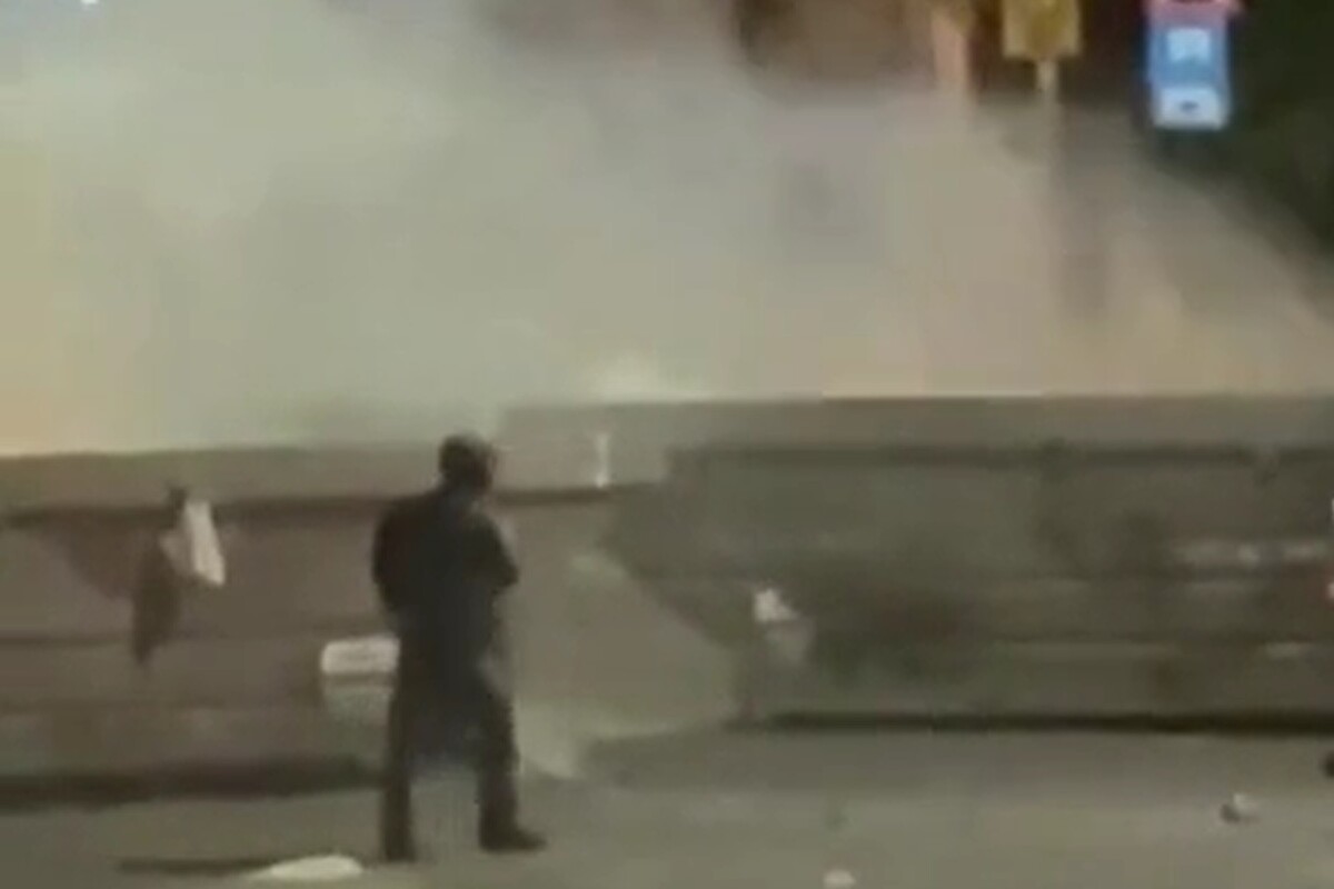 در روز‌های اخیر جوانان فلسطینی با استفاده از مواد منفجره خسارات زیادی بر صهیونیست‌ها وارد آورده‌اند.