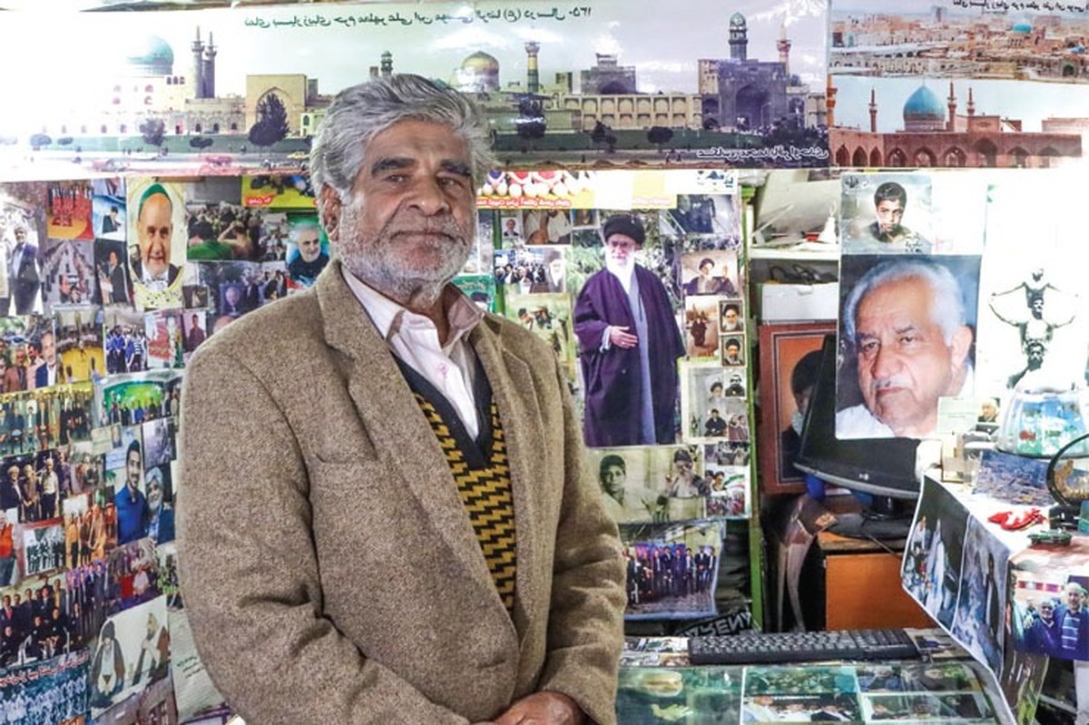 محمدباقر اوحدی، عکاس پیشکسوت مشهد که بخش مهمی از تاریخ شهرمان را در روز‌های انقلاب ثبت کرده بود، در هشتادسالگی به رحمت خدا رفت.