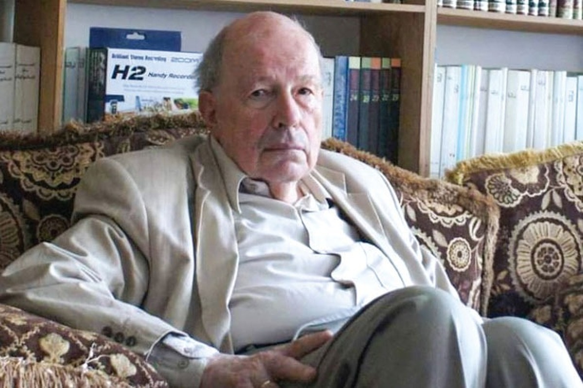 دامنه مطالعات «ویلفرد مادلونگ»  در زمینه اندیشه اسلامی، بسیار گسترده بود و او جزو نخستین افرادی بود که تحقیقات بی طرفانه‌ای برای شناخت تشیع انجام داد.