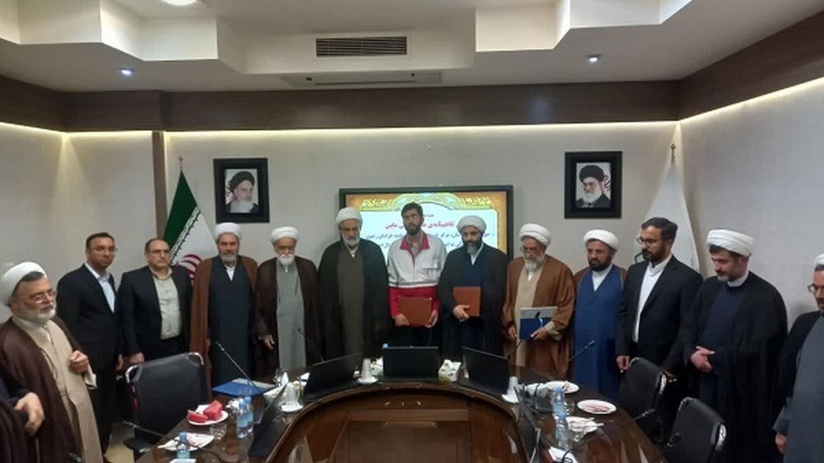 با حضور نماینده، ولی فقیه در جمعیت هلال احمر جمهوری اسلامی ایران، ۳ تفاهم نامه همکاری میان جمعیت هلال احمر جمهوری اسلامی ایران و مدیریت حوزه‌های علمیه خراسان منعقد شد.