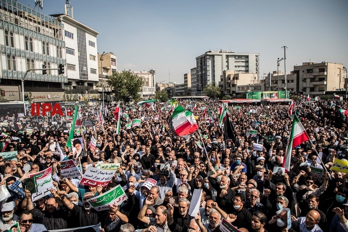 نایب‌رئیس کمیسیون امور داخلی کشور و شورا‌ها در مجلس گفت: مجلس برای تجمعات طرحی تدوین کرده است، اما از لایحه دولت برای ساماندهی تجمعات و راهپیمایی‌ها استقبال می‌کنیم.