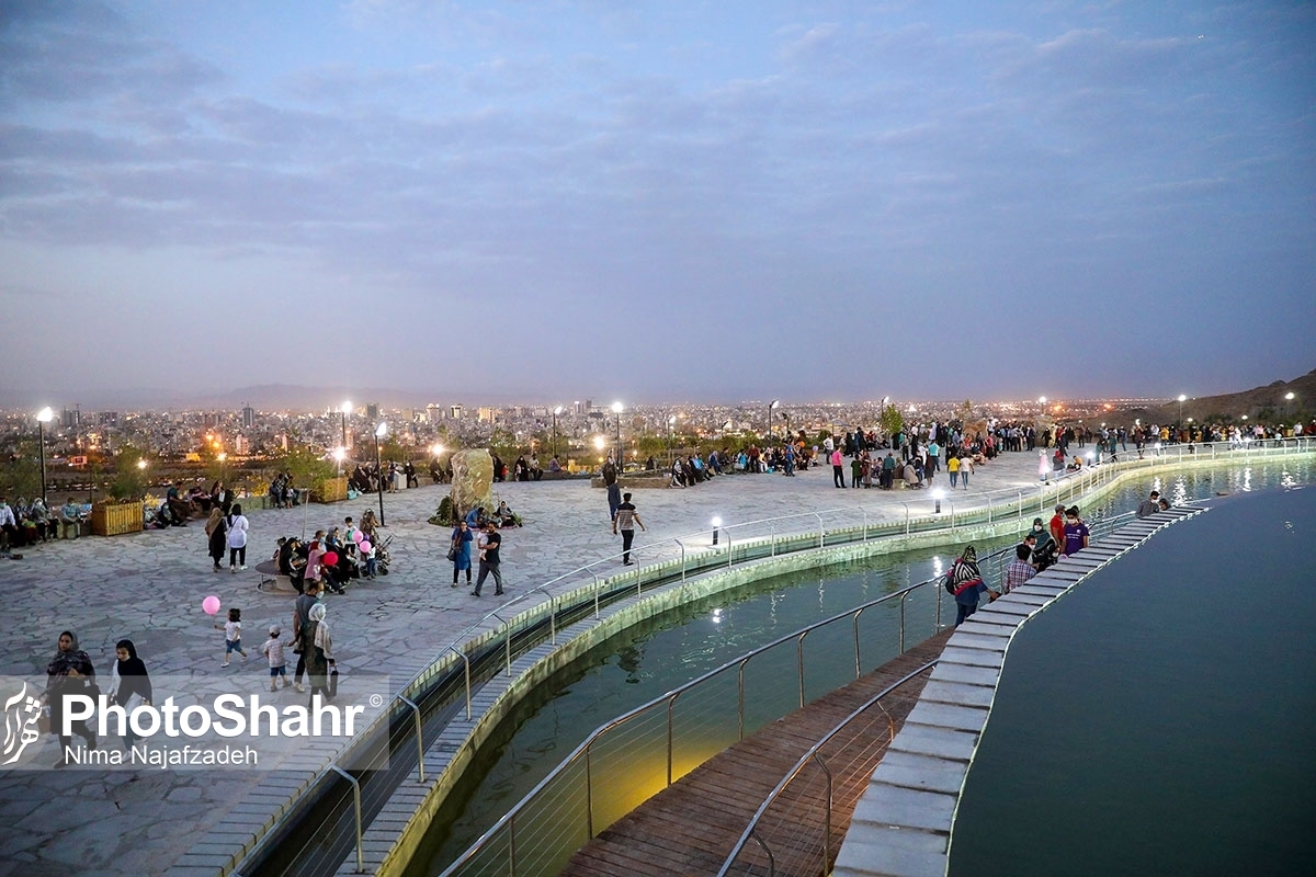 مدیر کل حفاظت محیط زیست خراسان رضوی گفت: کیفیت هوای کلانشهر مشهد در بیست و هفتمین روز از اردیبهشت ماه سال ۱۴۰۲ برای دومین روز پیاپی در شرایط پاک برای تنفس شهروندان قرار دارد.