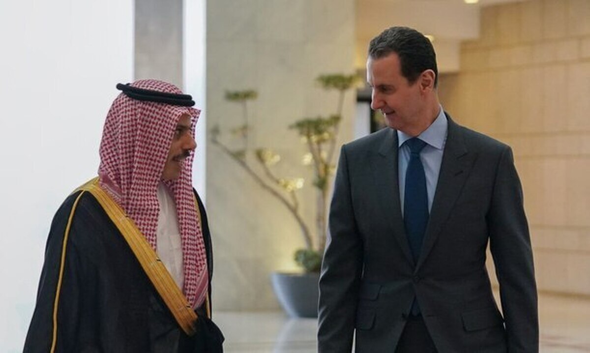 روزنامه «الشرق الاوسط» به نقل از دستیار وزیر امور خارجه سوریه خبر داد که «بشار اسد» رئیس‌جمهور این کشور در نشست سران عربی در عربستان شرکت خواهد کرد.